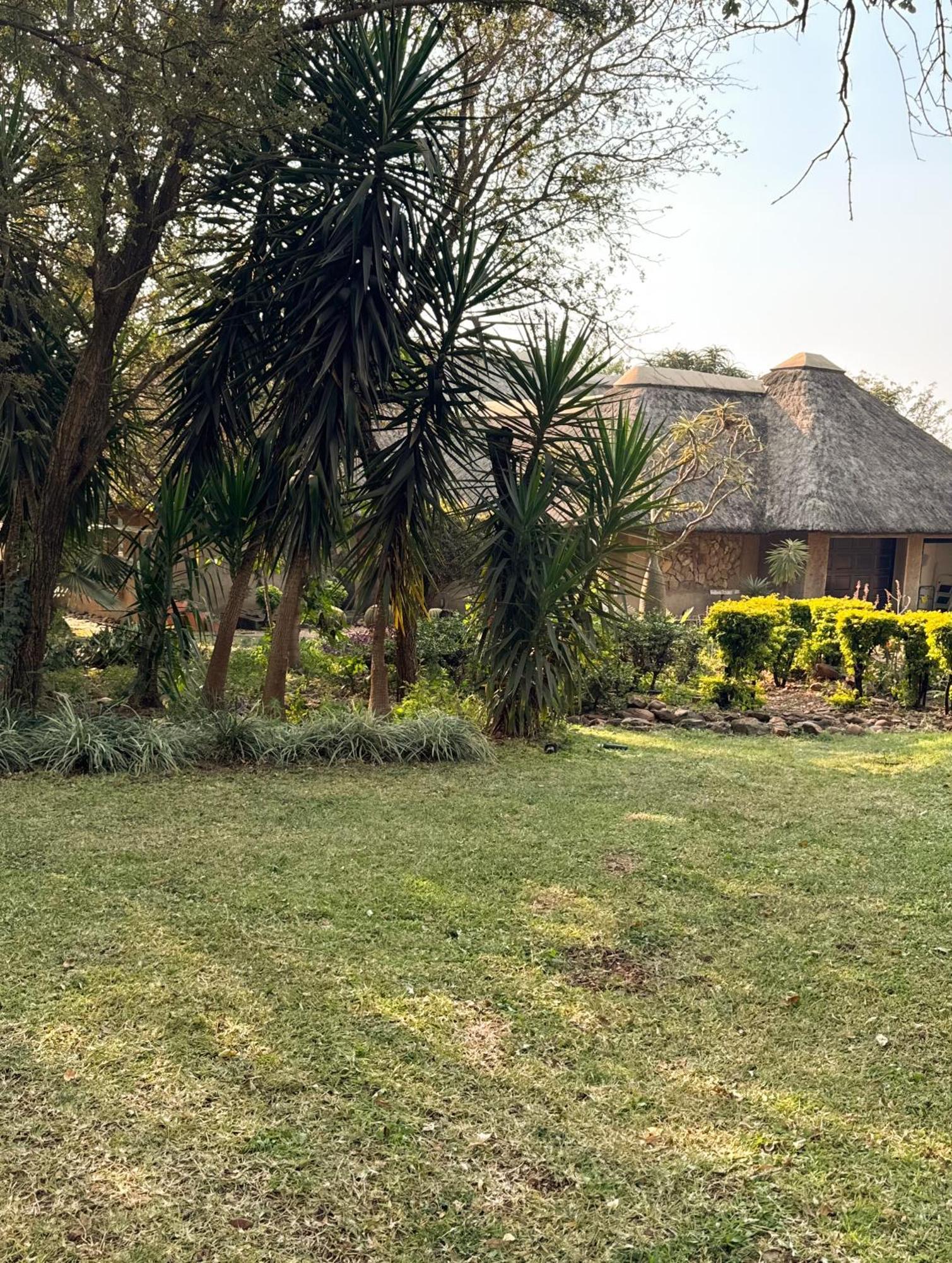 Paradise Creek Lodge Малалане Экстерьер фото